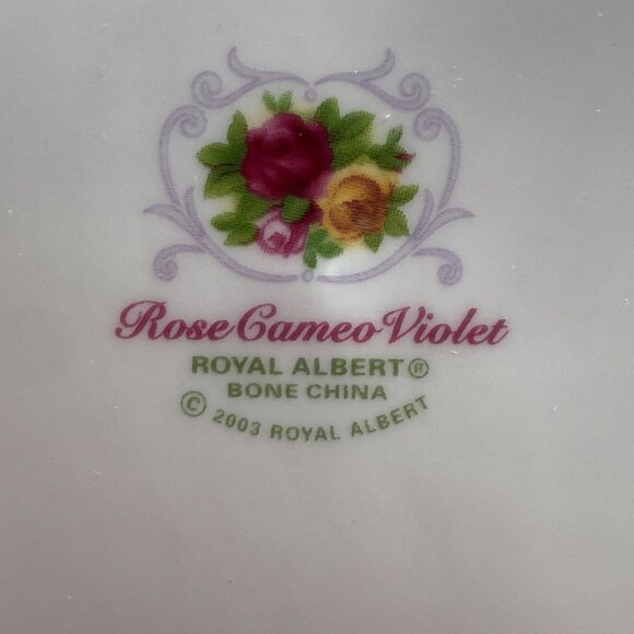 VTG Royal Albert Rose Cameo Violet Salad Dessert Plate Bone China 2003 England 8 - Picture 9 of 9